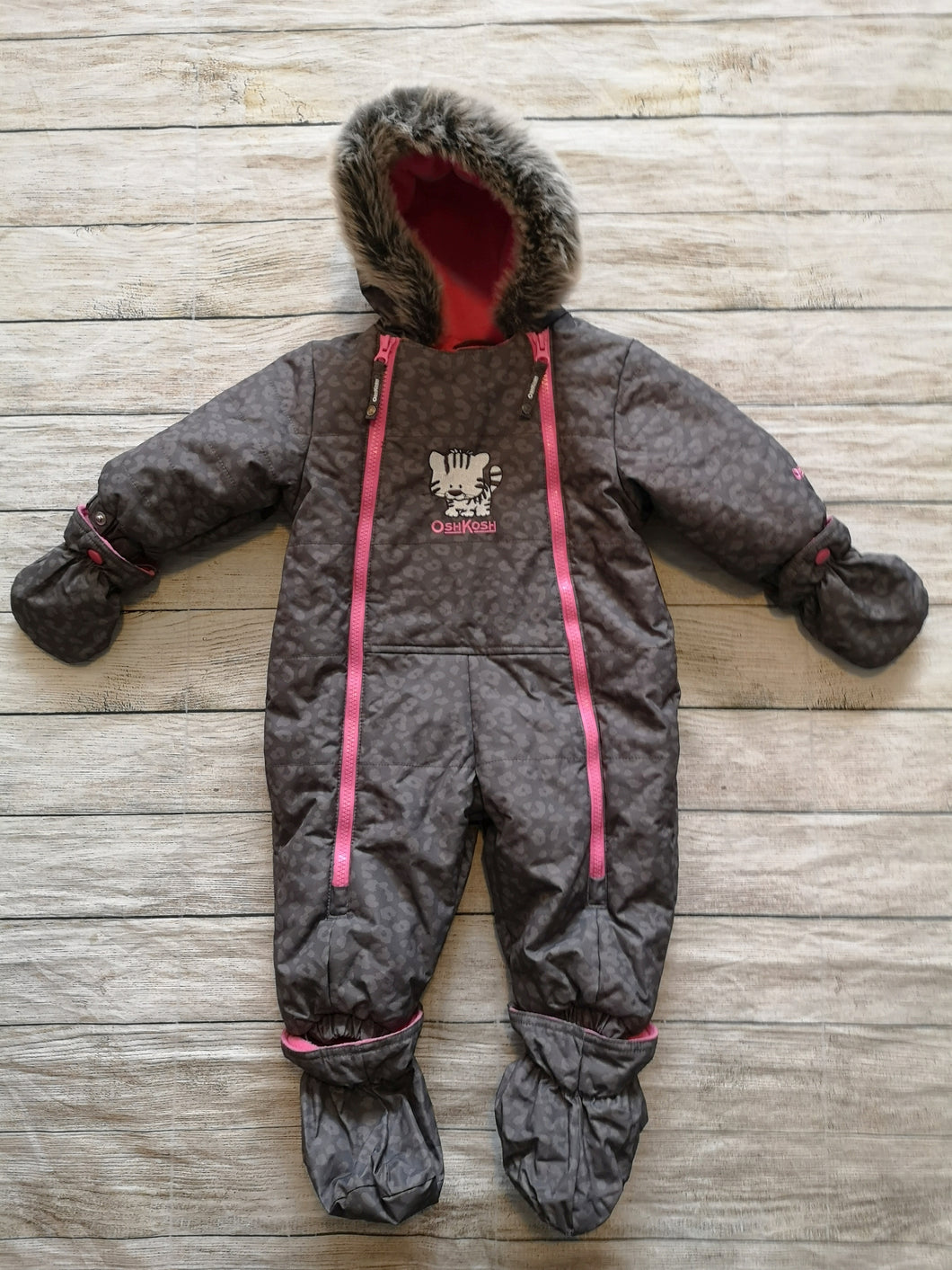 Oshkosh 6/9m Snowsuit