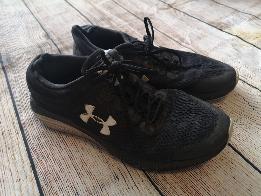 Under Armour 8(Men's) Shoes