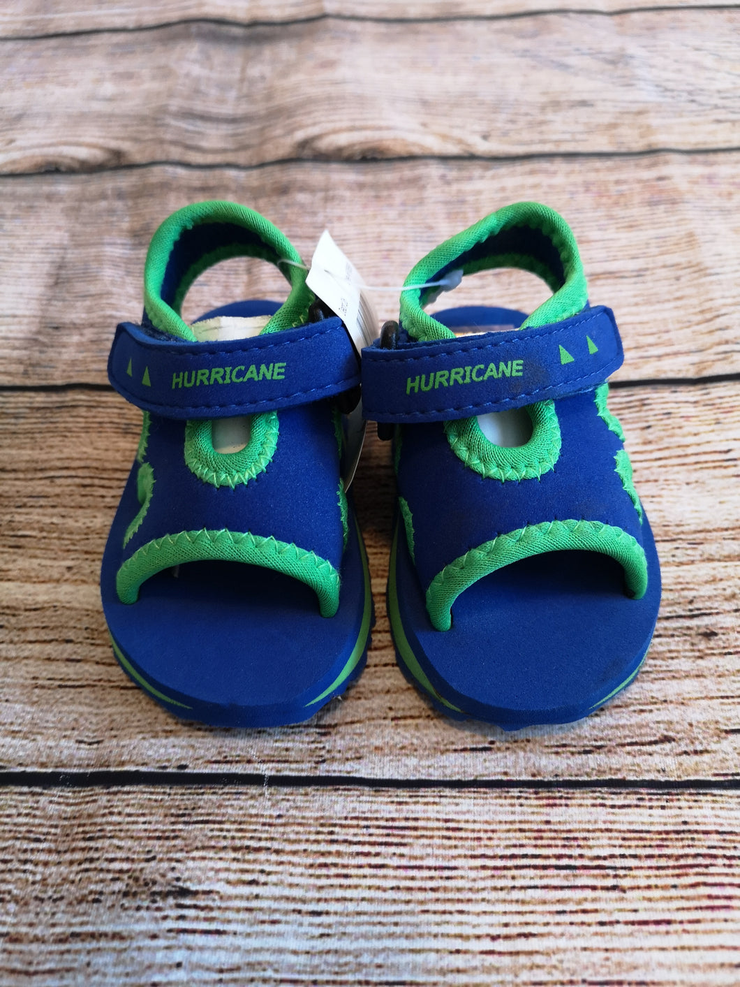 NEW Hurricane Size 2 Sandals