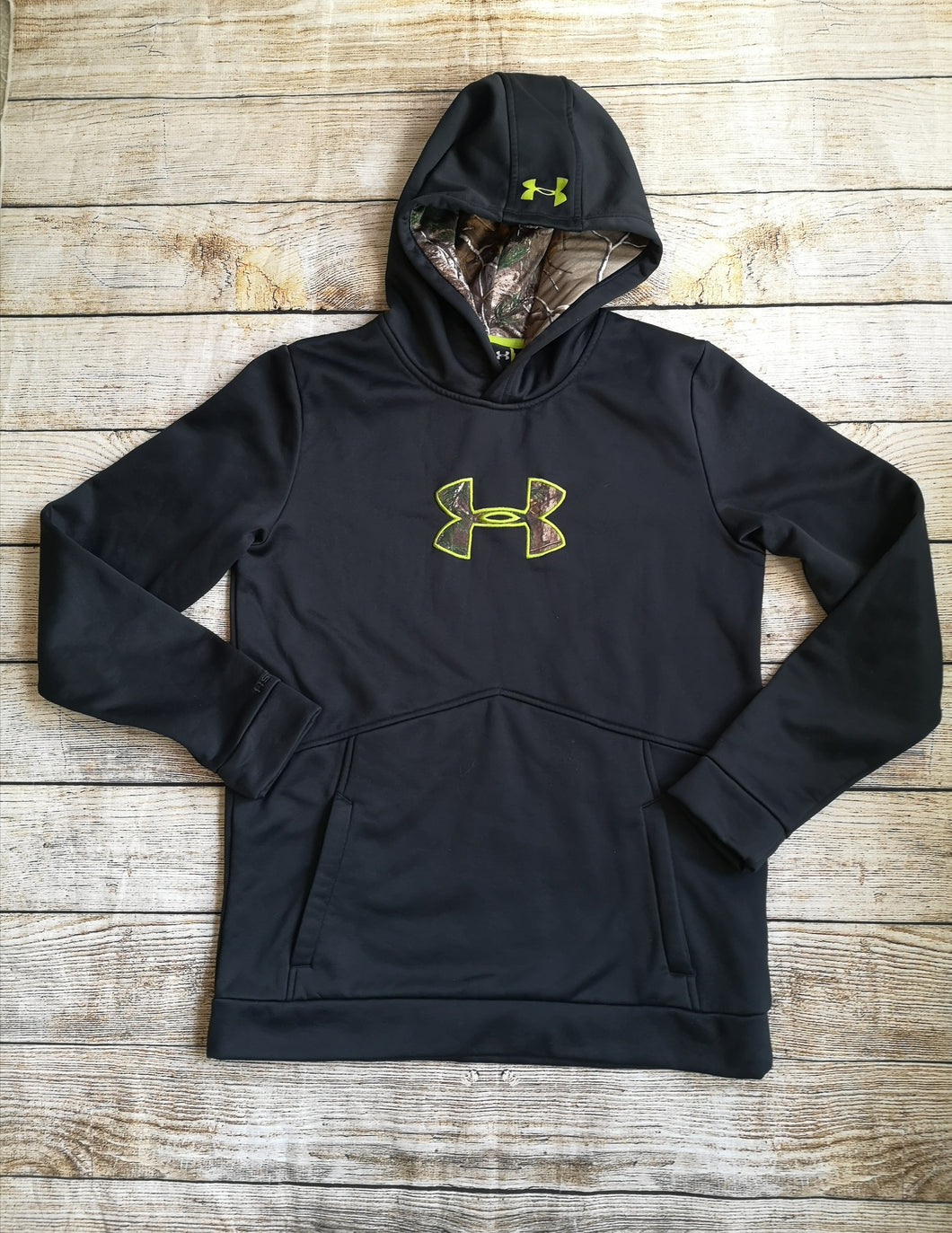 Under Armour YXL Hooded Sweater