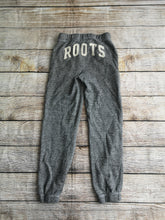 Load image into Gallery viewer, Roots Kids 7 Jogging Pants
