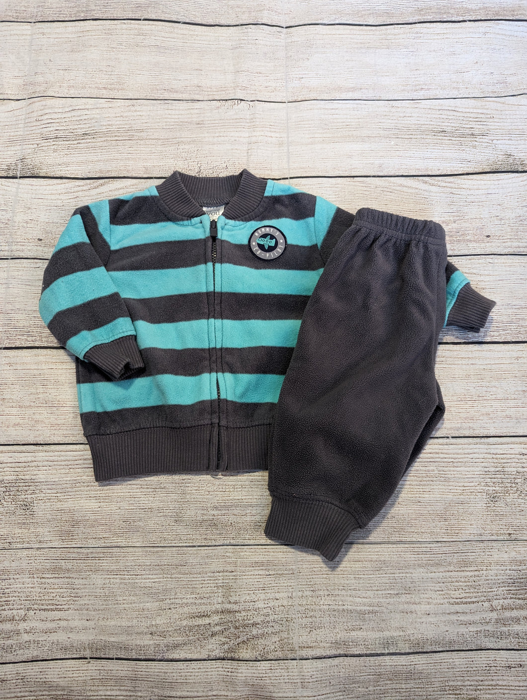 Carters 3M Fleece Outfit