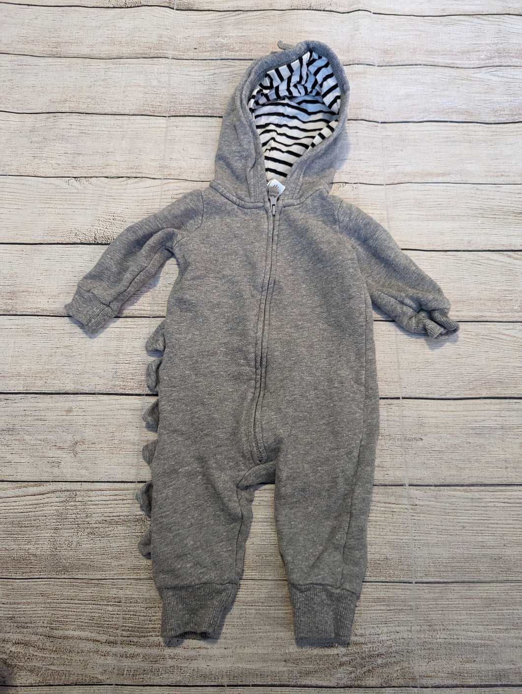 Carters 6M Onesie