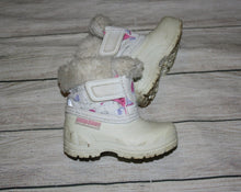 Load image into Gallery viewer, Weather Spirits 4 Toddler Winter Boots EUC
