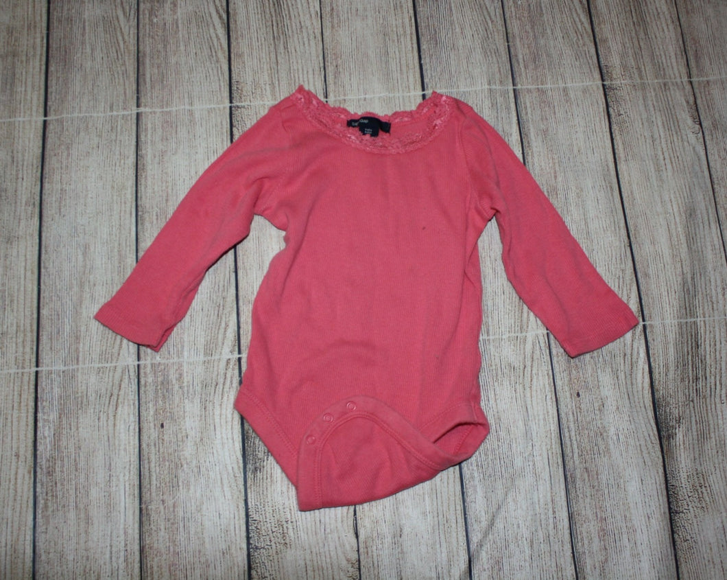 Gap 6-12m Onesie