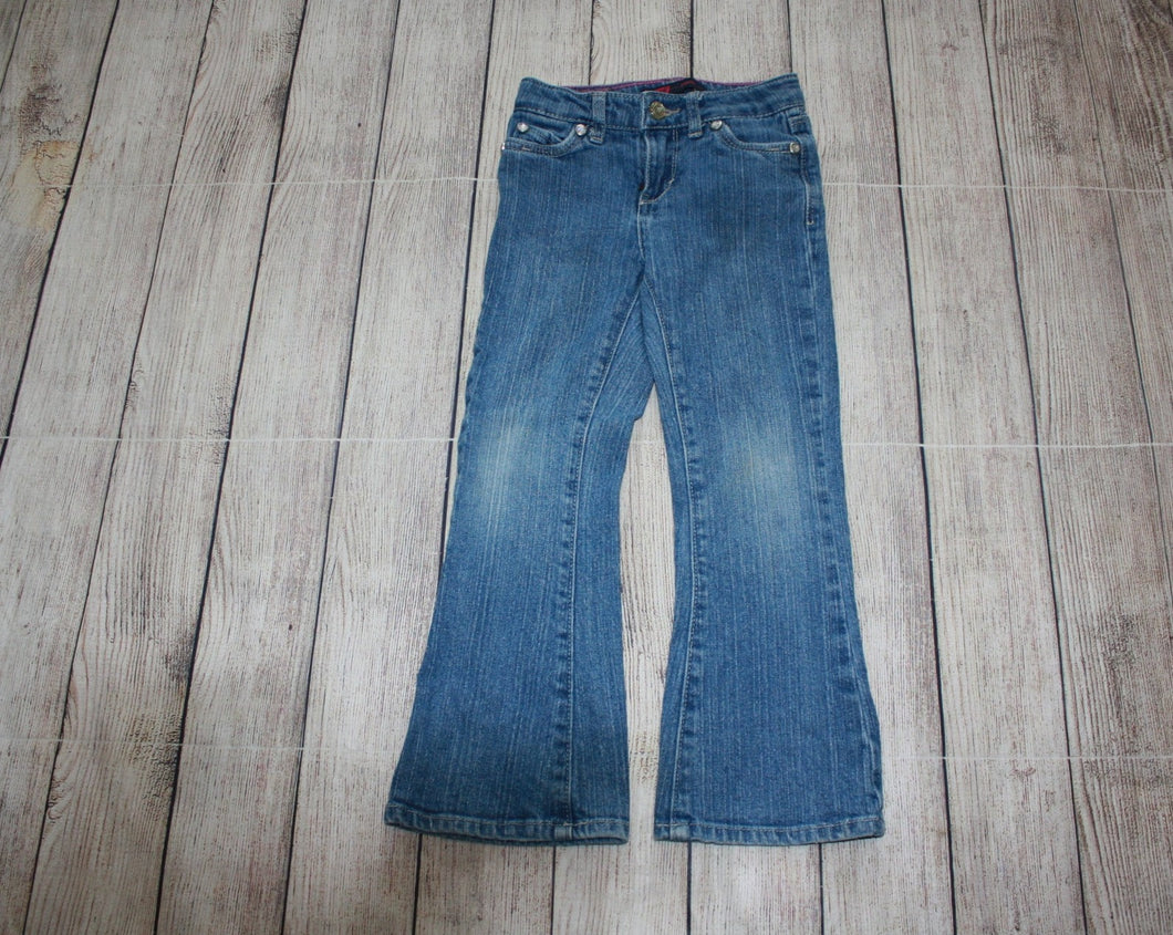 Levis 5 Slim Flare Jeans