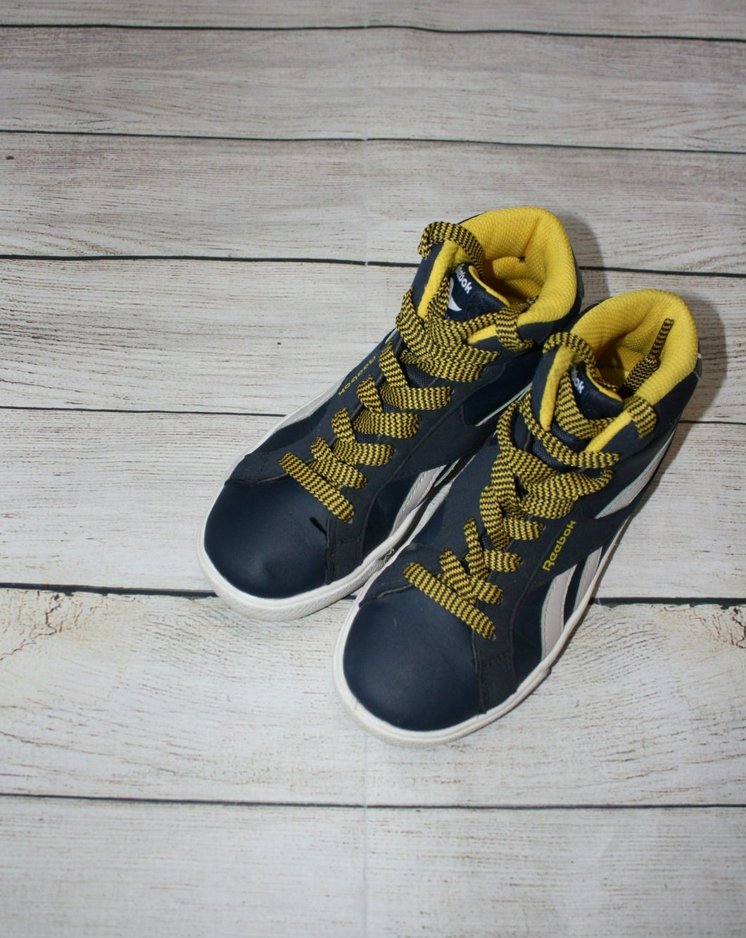 Rebook 13 Youth High Top Running Shoes