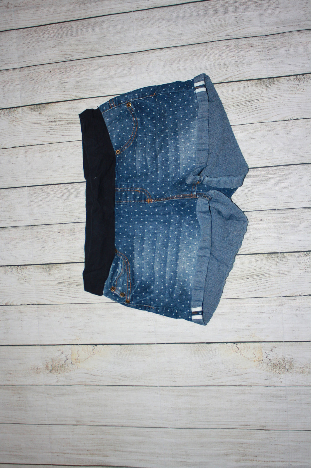 Belly by Design L Shorts